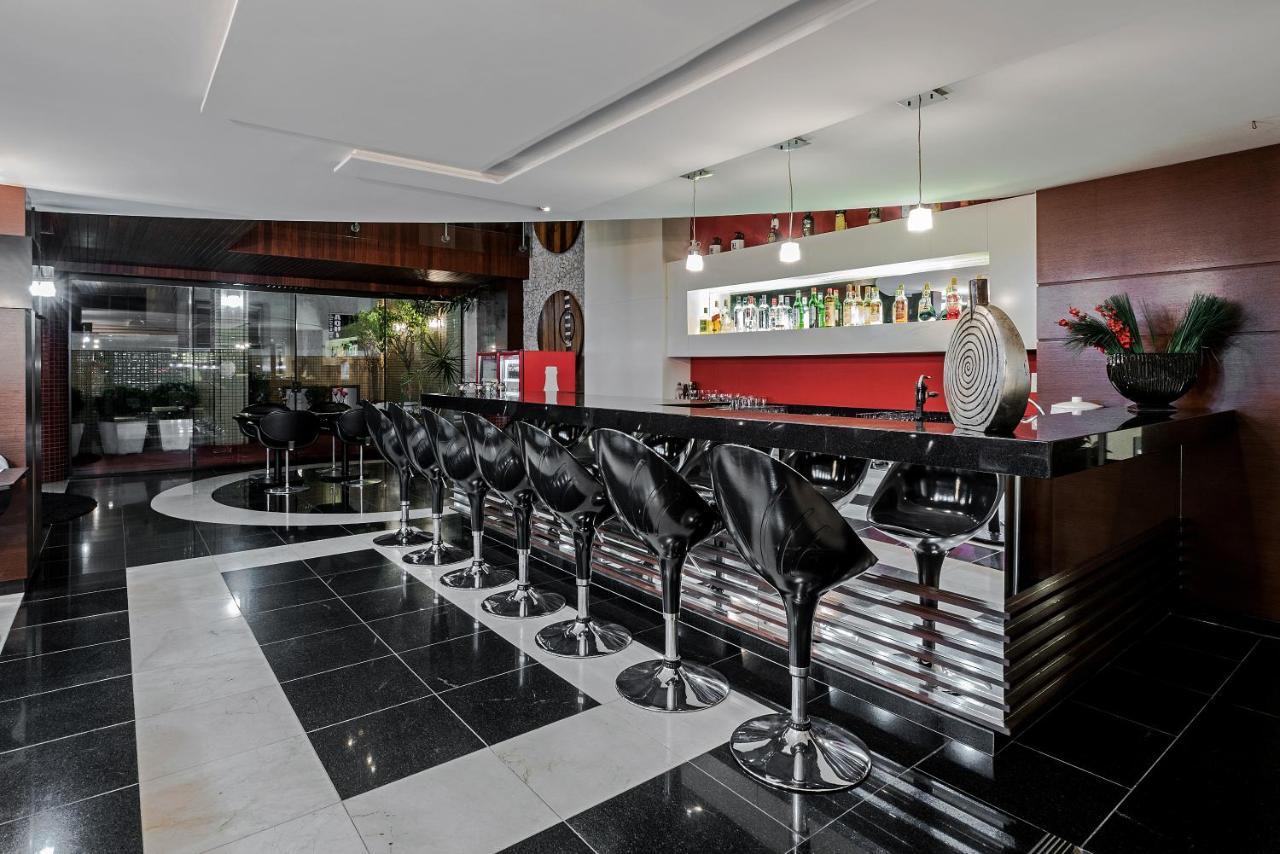 Astron Ponta Grossa Plaza By Nobile Hotel Bagian luar foto