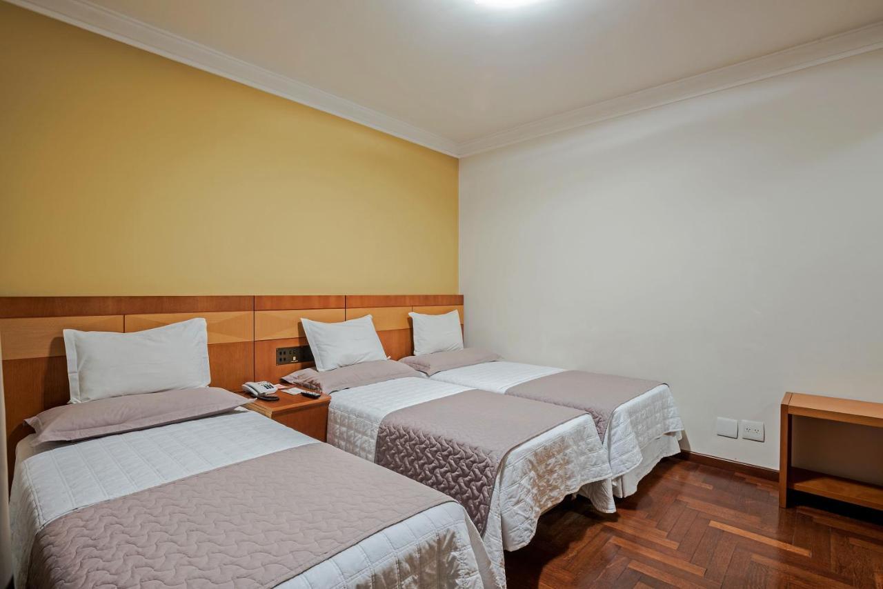 Astron Ponta Grossa Plaza By Nobile Hotel Bagian luar foto