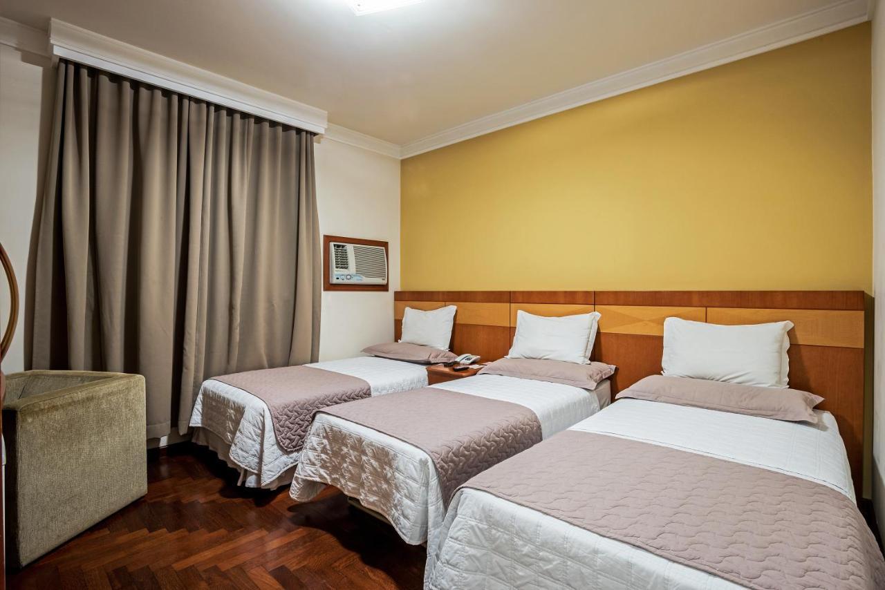 Astron Ponta Grossa Plaza By Nobile Hotel Bagian luar foto